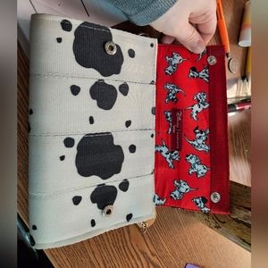 Harveys Disney seatbelt purse